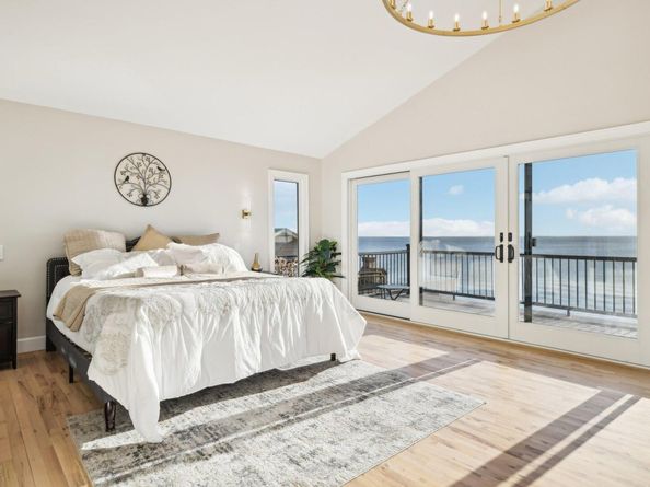 8 Shoal Drive, West Islip NY 11795