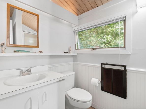 757 Seven Ponds Towd Road, Southampton NY 11968