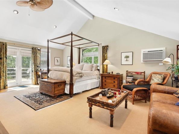 757 Seven Ponds Towd Road, Southampton NY 11968