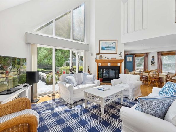 757 Seven Ponds Towd Road, Southampton NY 11968