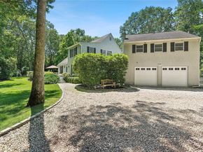 757 Seven Ponds Towd Road, Southampton NY 11968