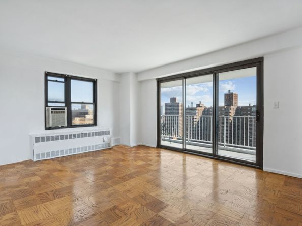 387 Grand Street K2002, New York NY 10002