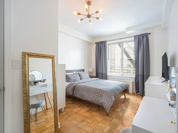 800 Grand Concourse LNS, Bronx NY 10451