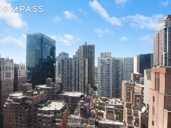 320 East 42nd Street 2510, New York NY 10017