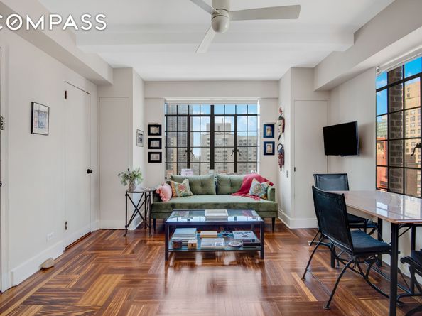 320 East 42nd Street 2510, New York NY 10017