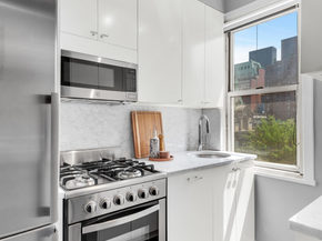 220 Madison Avenue 8H, New York NY 10016
