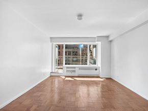 1050 5th Avenue 17A, New York NY 10028
