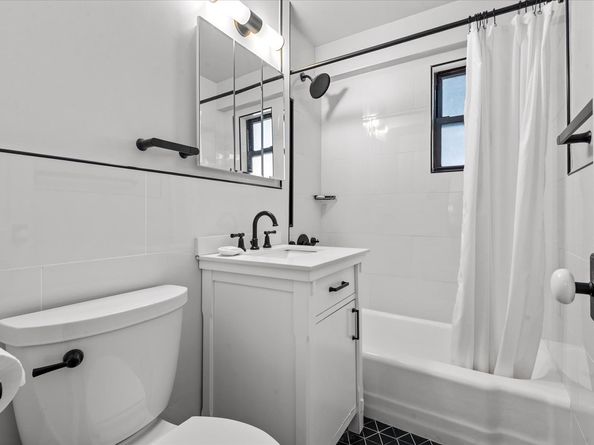 579 West 215th Street 2F, New York NY 10034