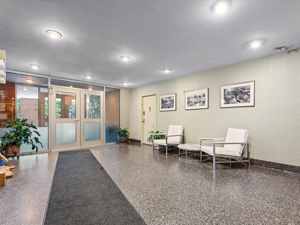 579 West 215th Street 2F, New York NY 10034
