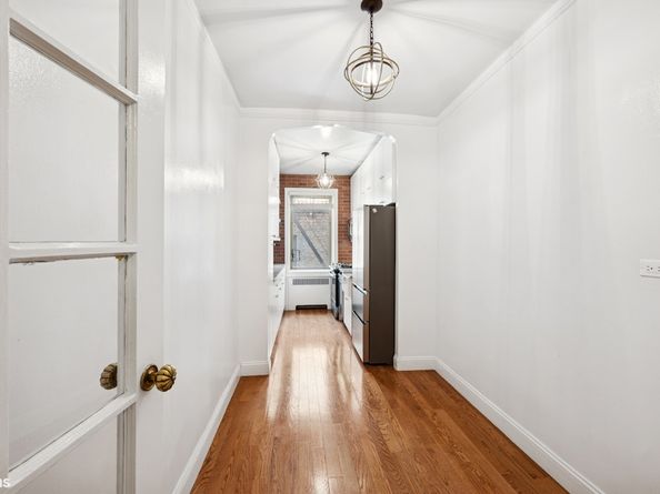 57 Park Terrace W 3G, New York NY 10034