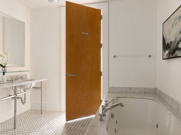 30 Main Street 4G, Brooklyn NY 11201