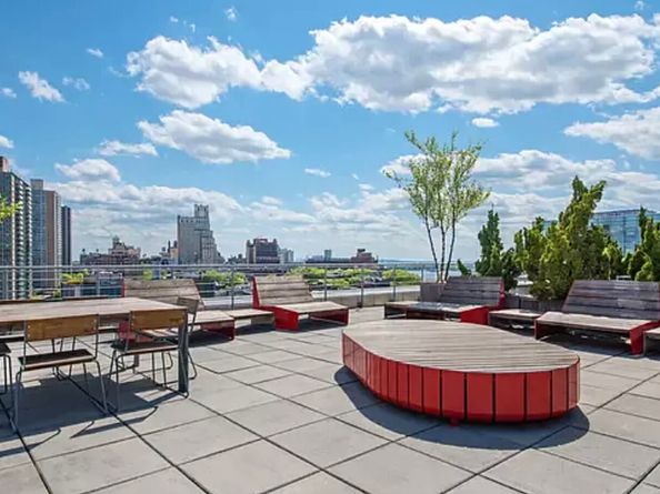 30 Main Street 4G, Brooklyn NY 11201