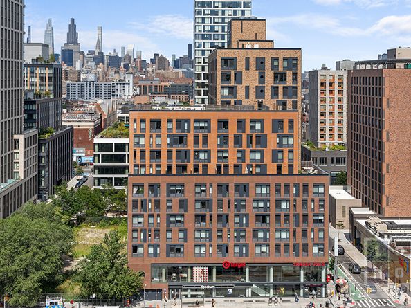 212 East Broadway G1602, New York NY 10002