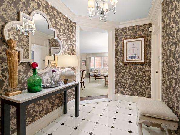 10 East 70th Street 2B, New York NY 10021