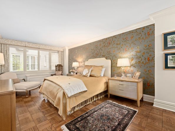 10 East 70th Street 2B, New York NY 10021