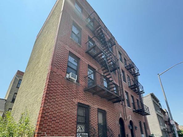 246 15th Street, Brooklyn NY 11215