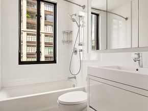 407 Park Avenue S 17A, New York NY 10016