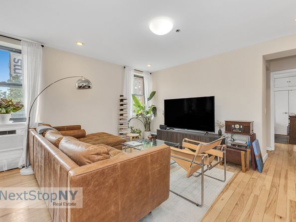400 East 14th Street 4A, New York NY 10009