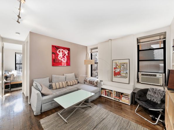 246 East 51st Street 17, New York NY 10022