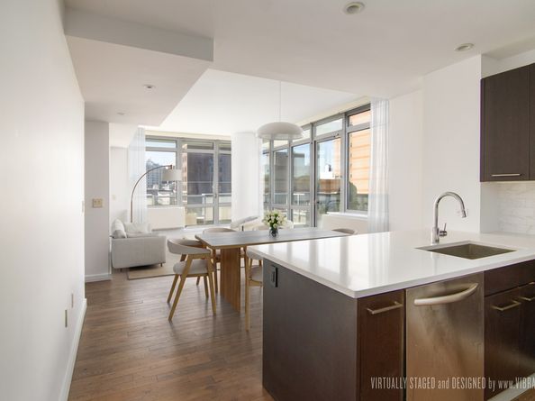 321 West 110th Street 7A, New York NY 10026