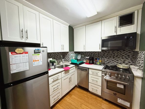 18-15 215th Street 1B, Queens NY 11360