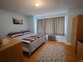 93-09 Vanderveer Street, Queens NY 11428