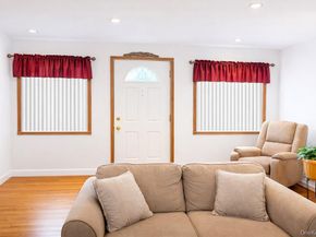 93-09 Vanderveer Street, Queens NY 11428