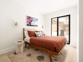 221 East 48th Street Garden, New York NY 10017