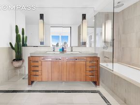 400 5th Avenue 33B, New York NY 10018