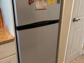 430 East 85th Street 5B, New York NY 10028