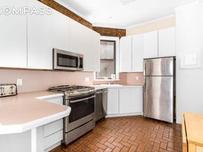 313 East 56th Street 2C, New York NY 10022