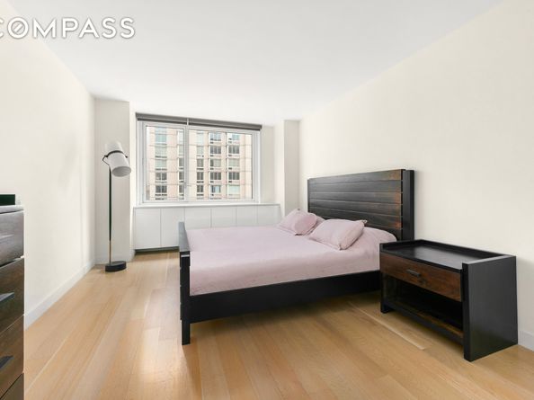 301 West 53rd Street 19F, New York NY 10019