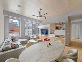 32 East 1st Street 4D, New York NY 10003