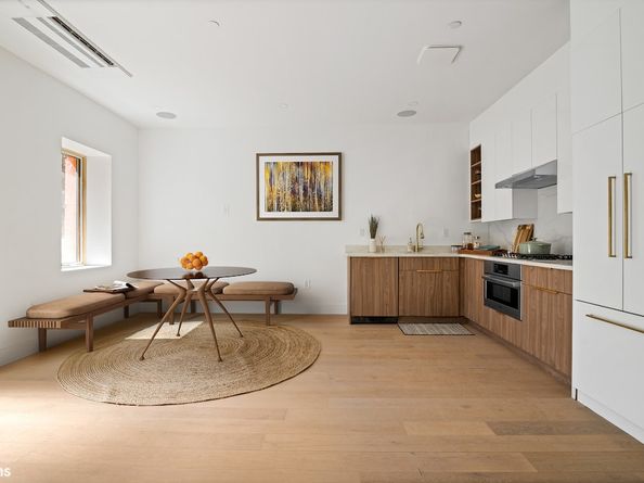 323 South 5th Street TWNH, Brooklyn NY 11211