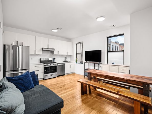 18-60 Flushing Avenue, Queens NY 11385