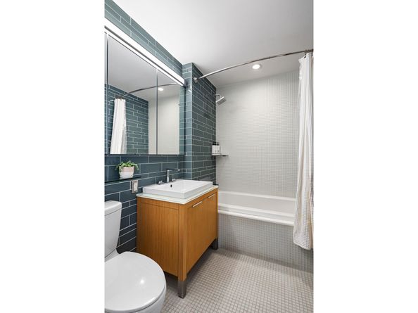 34 North 7th Street 3Q, Brooklyn NY 11249