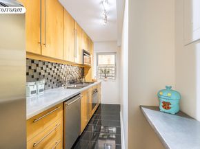 434 East 52nd Street 4B, New York NY 10022