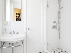 434 East 52nd Street 4B, New York NY 10022