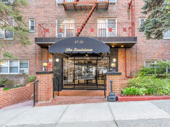 67-30 Clyde Street 5C, Queens NY 11375