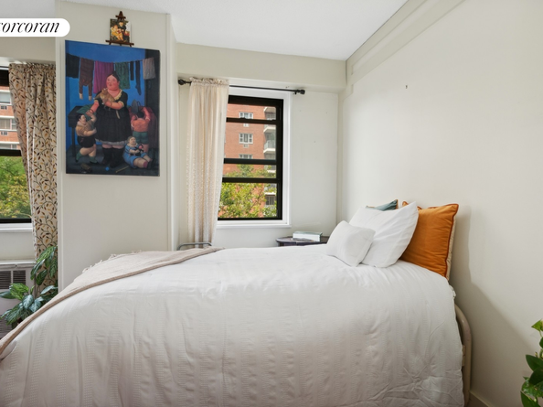39-60 54th Street B3, Queens NY 11377