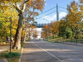 2540 Shore Boulevard 4S, Queens NY 11102