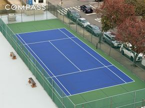 2540 Shore Boulevard 4S, Queens NY 11102