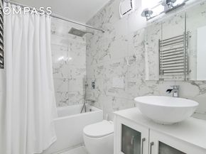 2540 Shore Boulevard 4S, Queens NY 11102