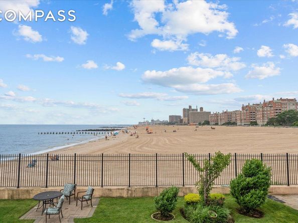 286 Corbin Place 1D, Brooklyn NY 11235