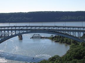 2500 Johnson Avenue 9P, Bronx NY 10463