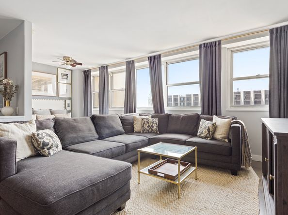 75 Henry Street 29J, Brooklyn NY 11201