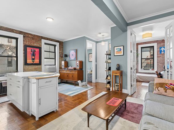 24-51 38th Street C2, Queens NY 11103