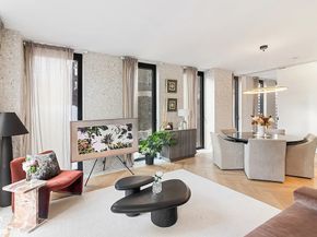 16 West 40th Street 19C, New York NY 10018