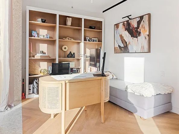 16 West 40th Street 19C, New York NY 10018