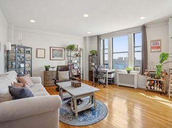 725 Riverside Drive
